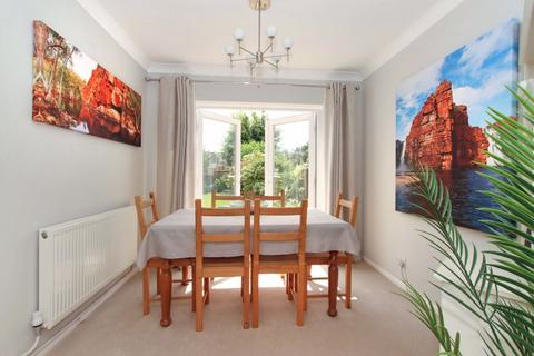 3 bedroom end of terrace house for sale, New Park Drive, Hemel Hempstead