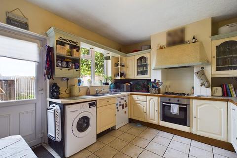 2 Fairview, Telford, TF2 0DF