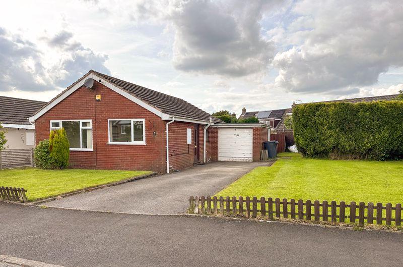Farmside Lane, Biddulph Moor. ST8 7LY 2 bed detached bungalow for sale