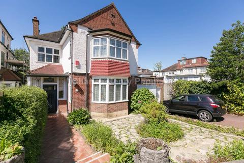 4 bedroom detached house for sale, St Georges Close, Temple Fortune, NW11