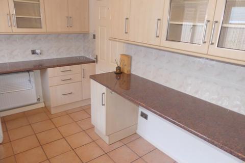 4 Falkland Close, Oldham, OL4 2LQ