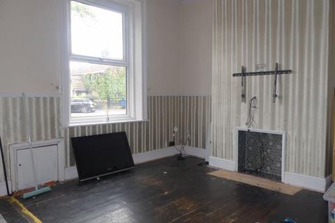 34 Counthill Road, Oldham, OL4 2PB