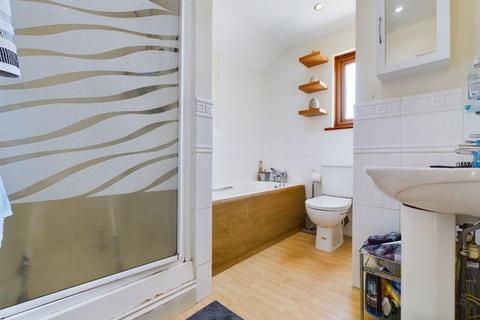 5 Hen Wythva Parc, Camborne, TR14 7TB