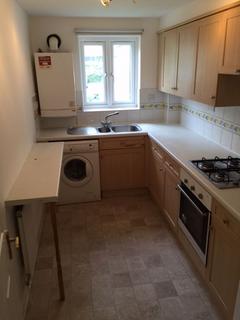 2 bedroom apartment to rent, 2 bedroom ground floor flat in Mill Hill