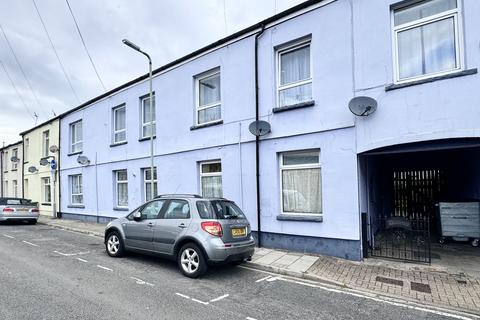 1 bedroom flat for sale, Dean Court, Aberdare CF44