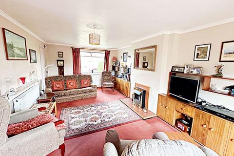 3 bedroom semi-detached house for sale, Orchard Road, Pershore