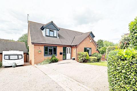 5 bedroom detached house for sale, Merryfields, Welland