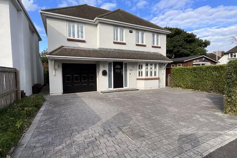 5 bedroom detached house for sale, CHRISTCHURCH TOWN CENTRE