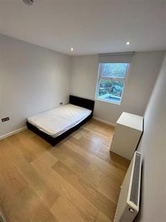 7 bedroom house share to rent, Lowden Road, London