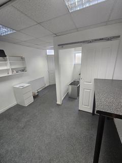 Office to rent, Greenside, Pudsey