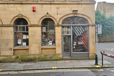 Shop to rent, Wesley Court, Halifax