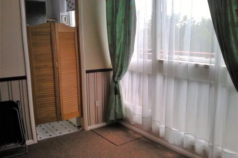 1 bedroom flat to rent, Burnt Mills, Basildon