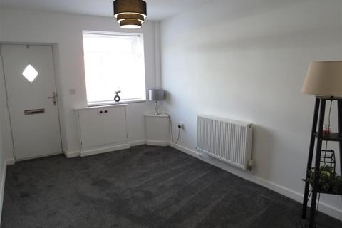 2 bedroom house to rent, Elizabeth Street, Leigh WN7