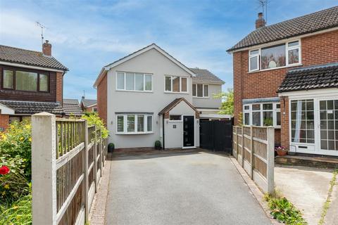4 bedroom detached house for sale, Pinewood Close, Southwell NG25