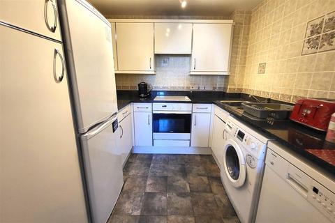 1 bedroom retirement property for sale, Betjeman Court, Cockfosters EN4