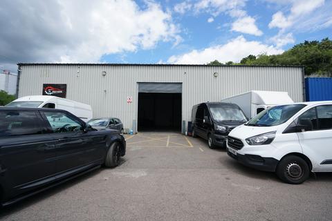 Warehouse to rent, Unit , Cliffside Estate, Askews Farm Lane, Grays