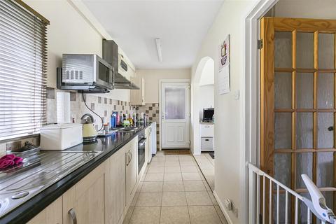 6 Back Road, Linton, Cambridge, CB21 4LG