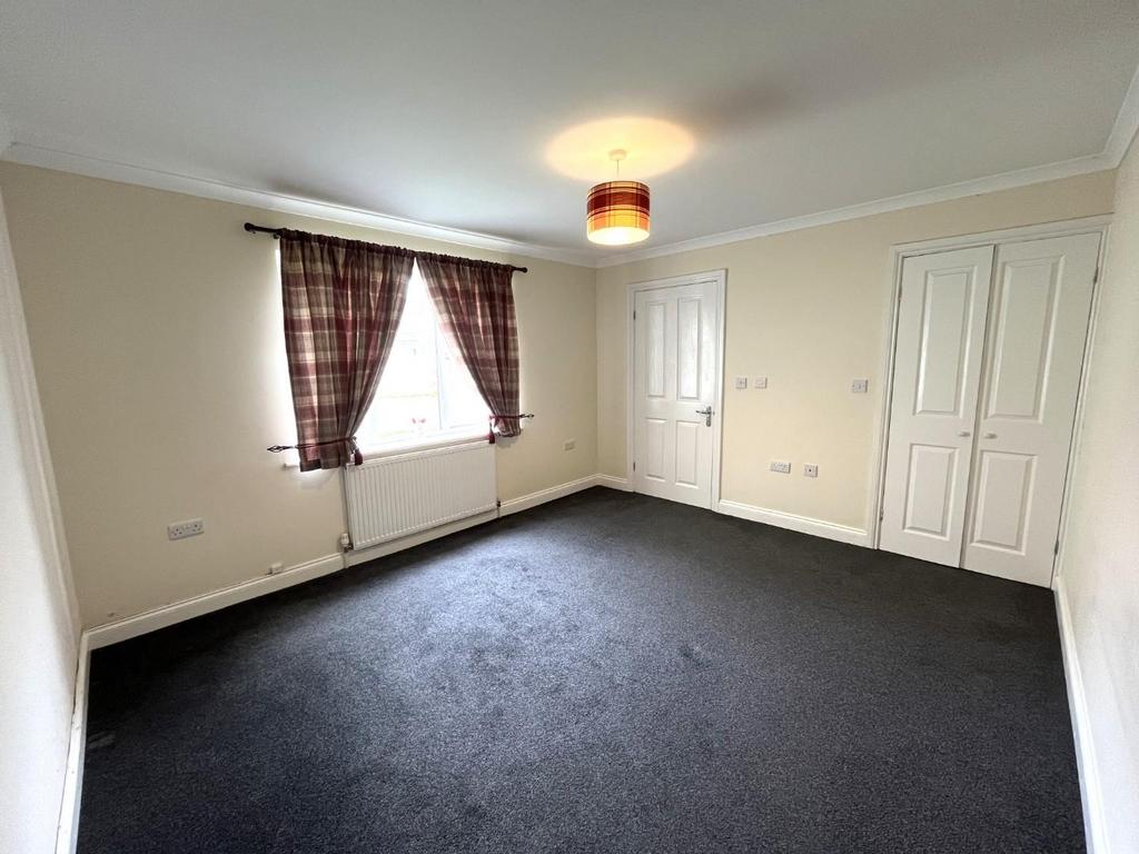 Bedroom 1.JPG