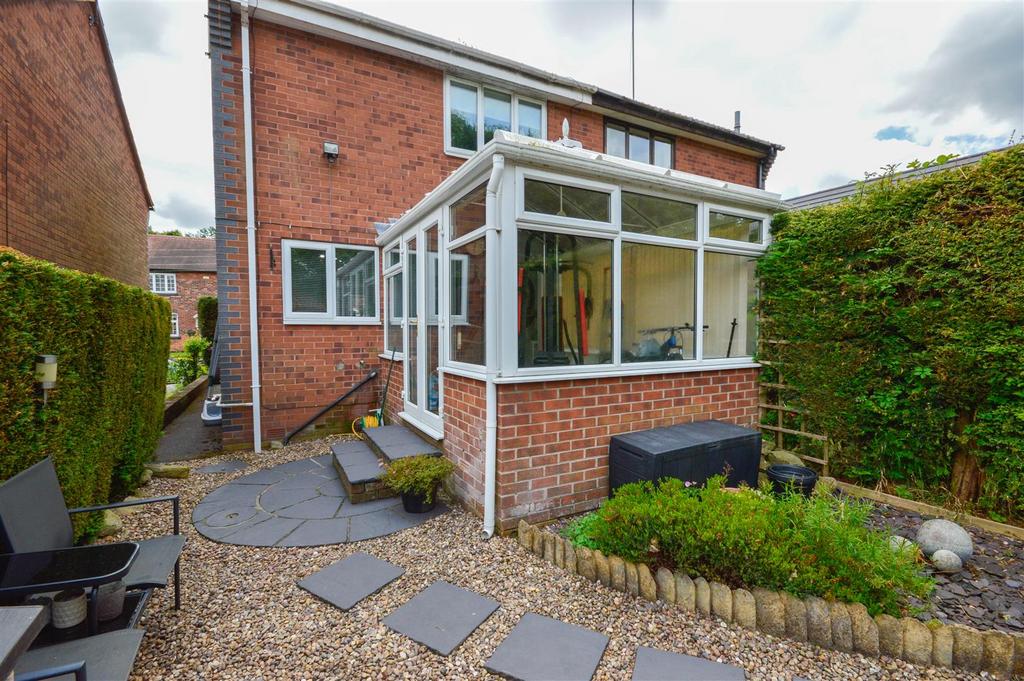Station Road, Killamarsh, Sheffield, S21 3 bed semidetached house for