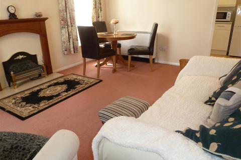 1 bedroom flat for sale, Gloucester House, Drapers Fields, Canal Basin, Coventry