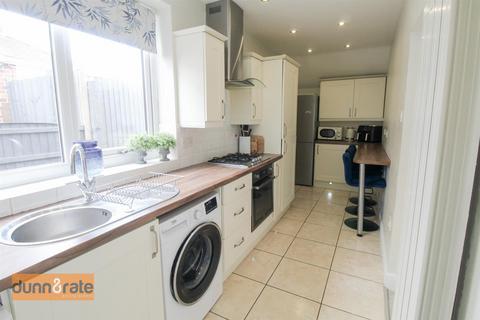 239 Birches Head Road, Stoke-on-trent, ST1 6NB