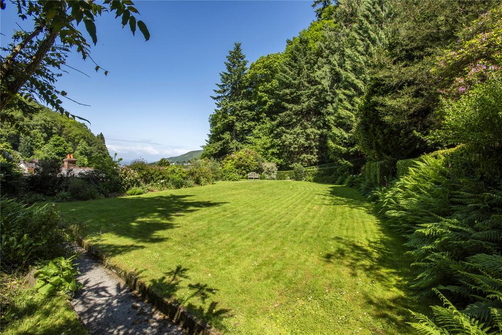 Lawnes Gardens