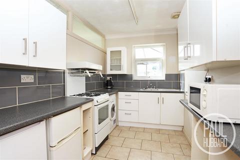 2 bedroom detached bungalow for sale, Long Road, Lowestoft, NR33