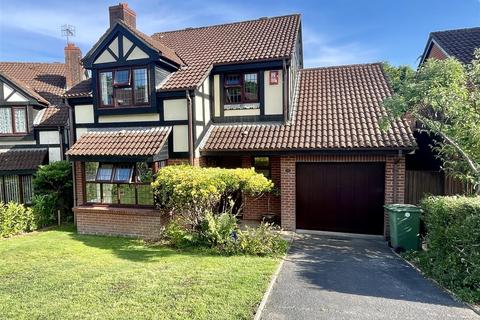 4 bedroom detached house for sale, Elmwood Close, Plymouth PL6