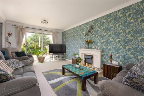 4 bedroom detached house for sale, Ibis Close, Whitstable