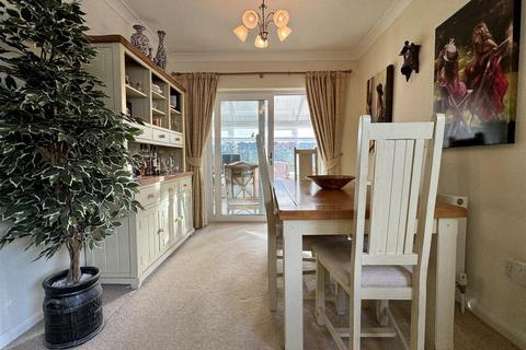 2 bedroom detached bungalow for sale, South Park, Lytham