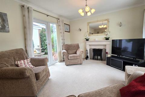 2 bedroom detached bungalow for sale, South Park, Lytham