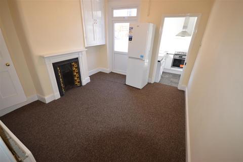 2 bedroom terraced house to rent, Celt Street, Leicester