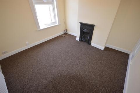 2 bedroom terraced house to rent, Celt Street, Leicester