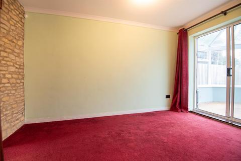 3 bedroom detached house for sale, 24 Roses Close, Wollaston