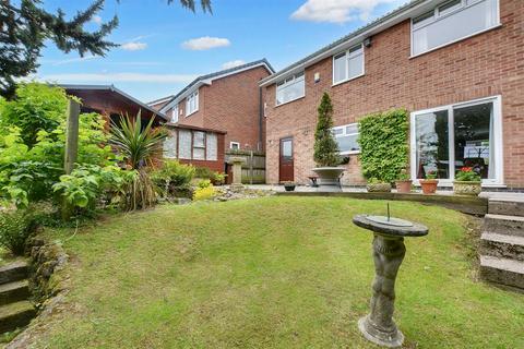 4 bedroom detached house for sale, Little Oakwood Drive, Nottingham