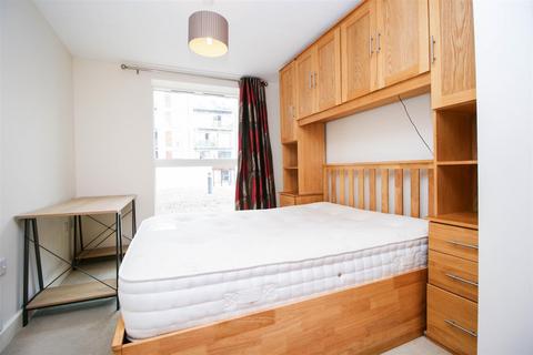 2 bedroom apartment to rent, Sinope, 26 Ryland Street
