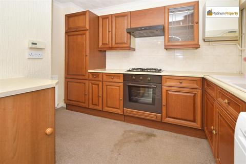 9 Avion Close, Stoke-on-trent, ST3 7QP