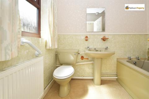 9 Avion Close, Stoke-on-trent, ST3 7QP