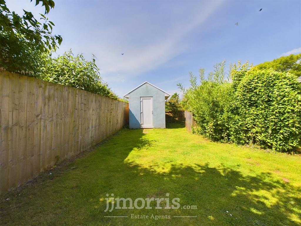 CAM01583 G0-PR0136-STILL026.jpg