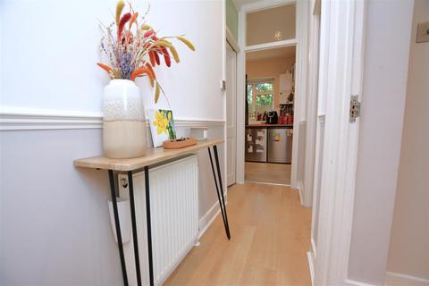 Flat 3, Oslo Court Baltic Close, London, SW19 2BL