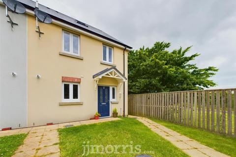 4 bedroom semi-detached house for sale, Maes Yr Orsaf, Narberth