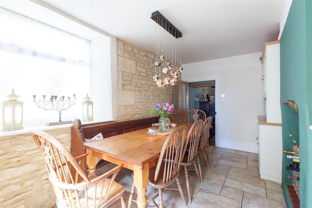 Dining Room 1.jpg