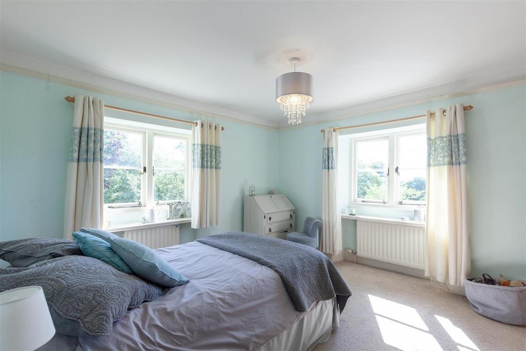 Bedroom 2 2.jpg