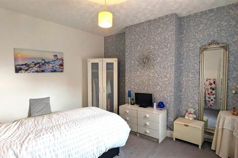 37 Croft Road, Nuneaton, CV10 7EJ
