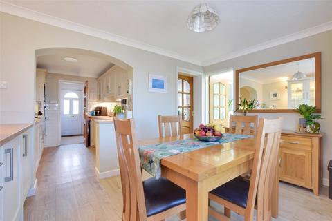 72 Beards Road, Fremington, Barnstaple, EX31 2PG