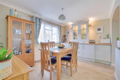 72 Beards Road, Fremington, Barnstaple, EX31 2PG