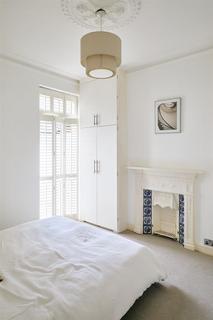 2 bedroom apartment to rent, Rotherwood Road, Putney, SW15