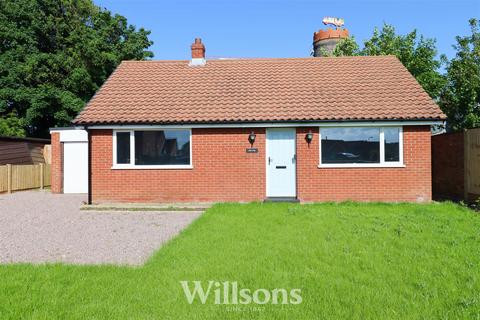 2 bedroom detached bungalow for sale, Sutton Road, Huttoft, Alford