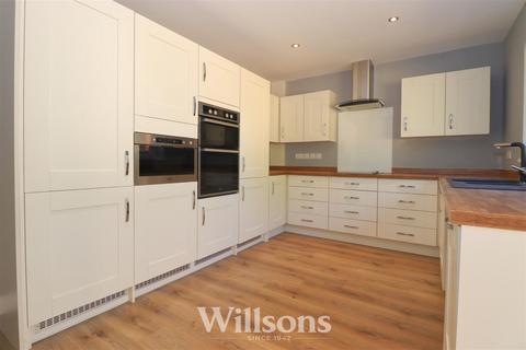 2 bedroom detached bungalow for sale, Sutton Road, Huttoft, Alford