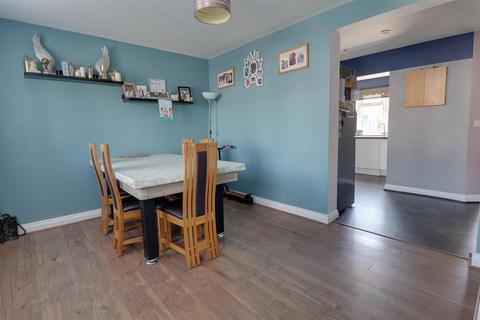 3 bedroom terraced house for sale, Ermin Park, Brockworth, Gloucester